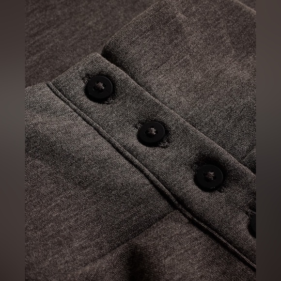 NWOT Express Body Contour Luxe Lounge Long Sleeve Henley Bodysuit Grey Small - Picture 9 of 10